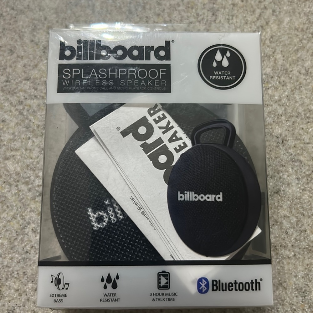 BILLBOARD Wireless Bluetooth Splash Proof Speaker Built in Mic BB375 Black